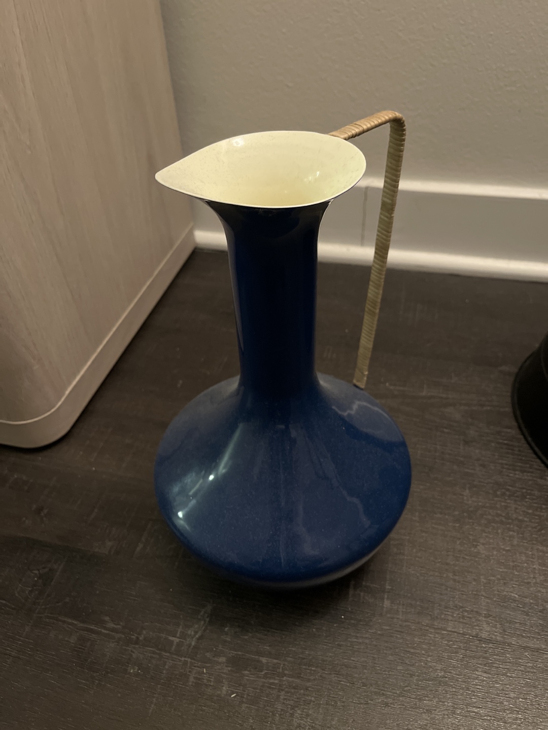 blue vase