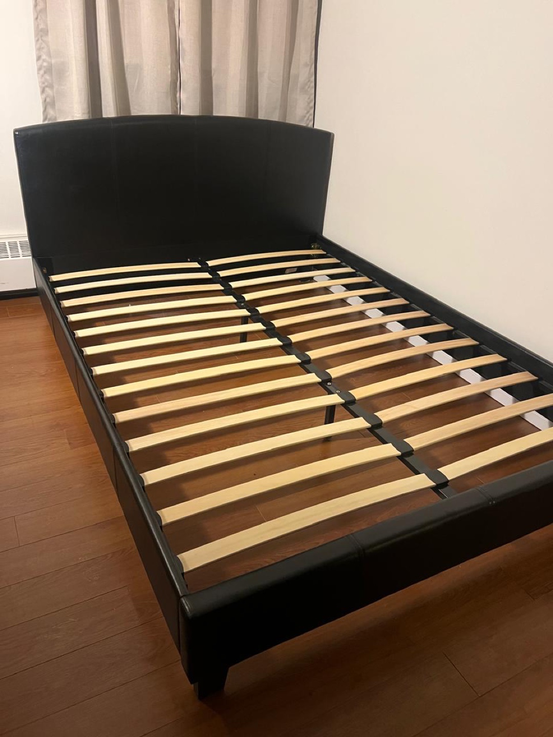 Black Queen Bed - photo 3