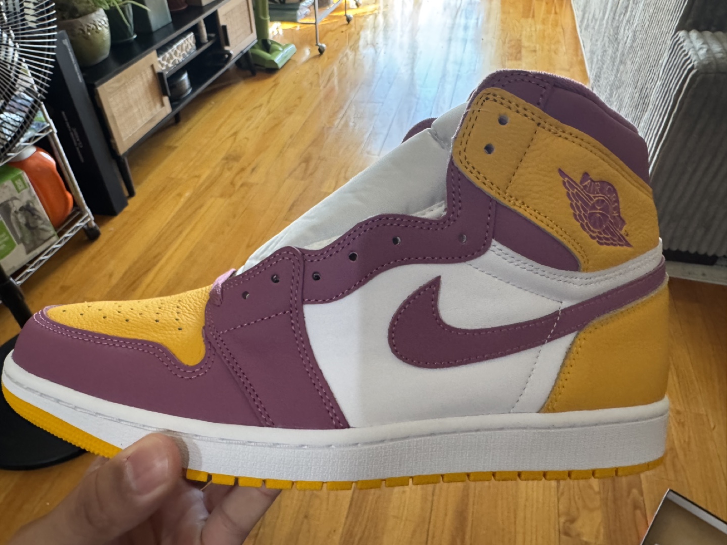 Nike Air Jordan 1 High OG 'Brotherhood' - photo 4
