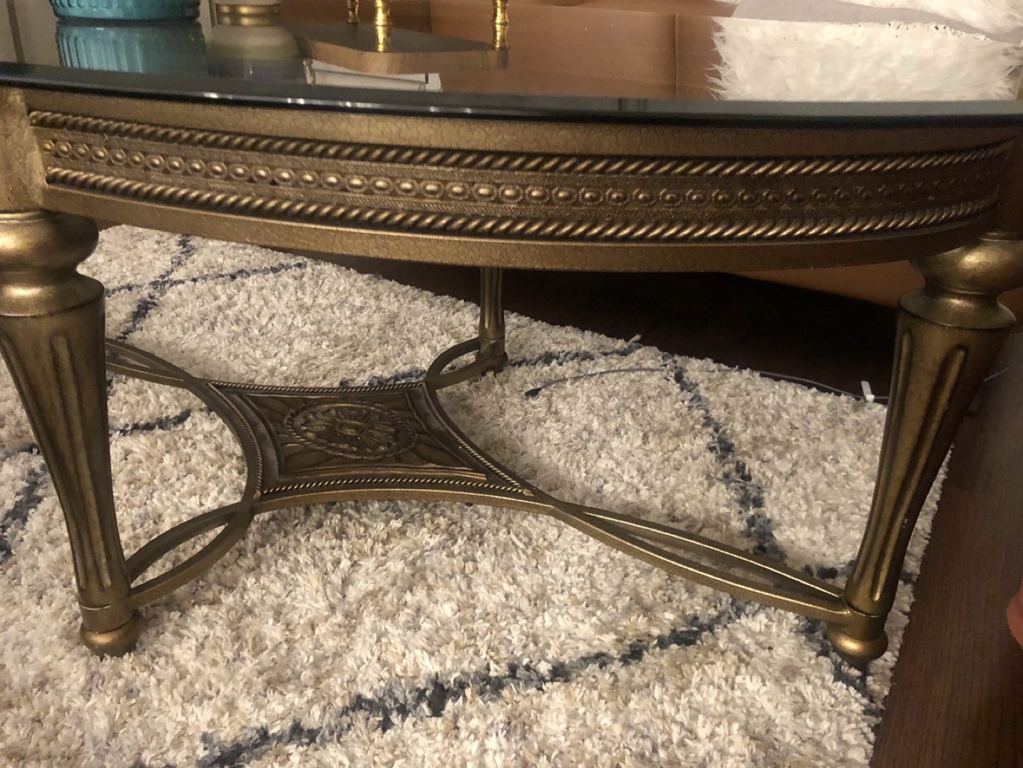 Oval Glass Top Coffee Table - Gold Metal Frame - photo 4