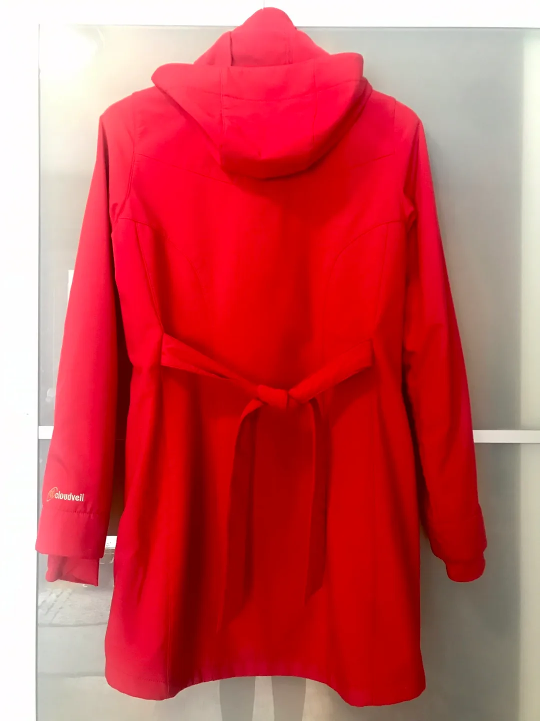 Cloudveil Women's Red Softshell Jacket - Size Small image indicator(2)