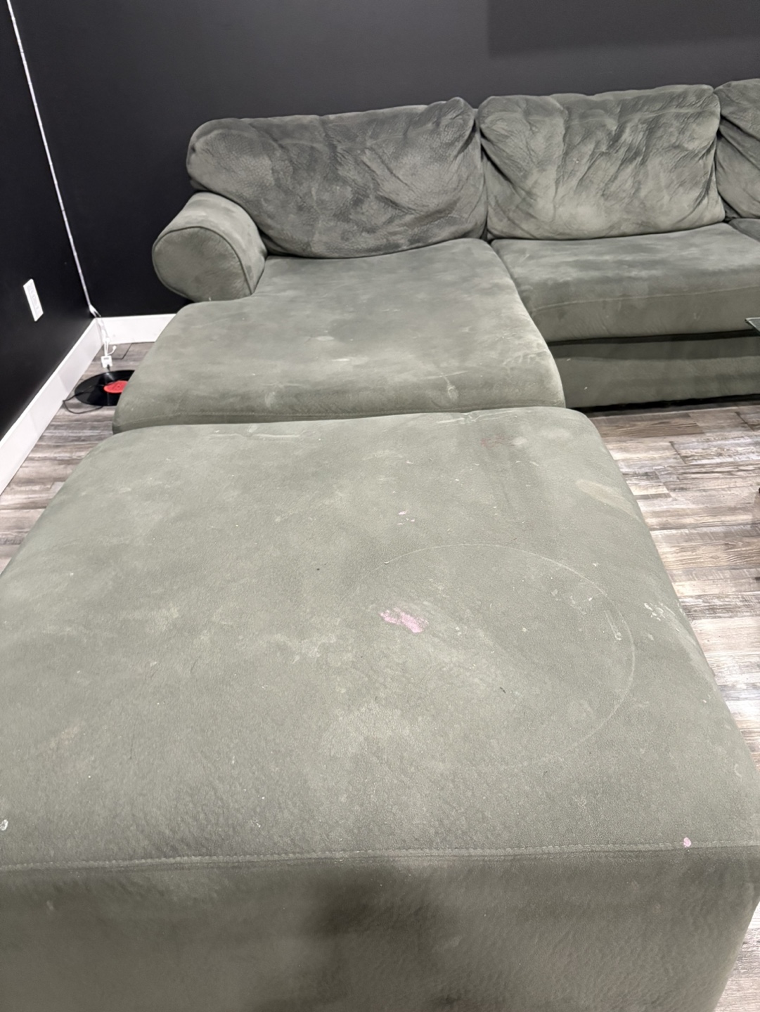 Large L-Shaped Sectional Sofa with Ottoman - photo 2