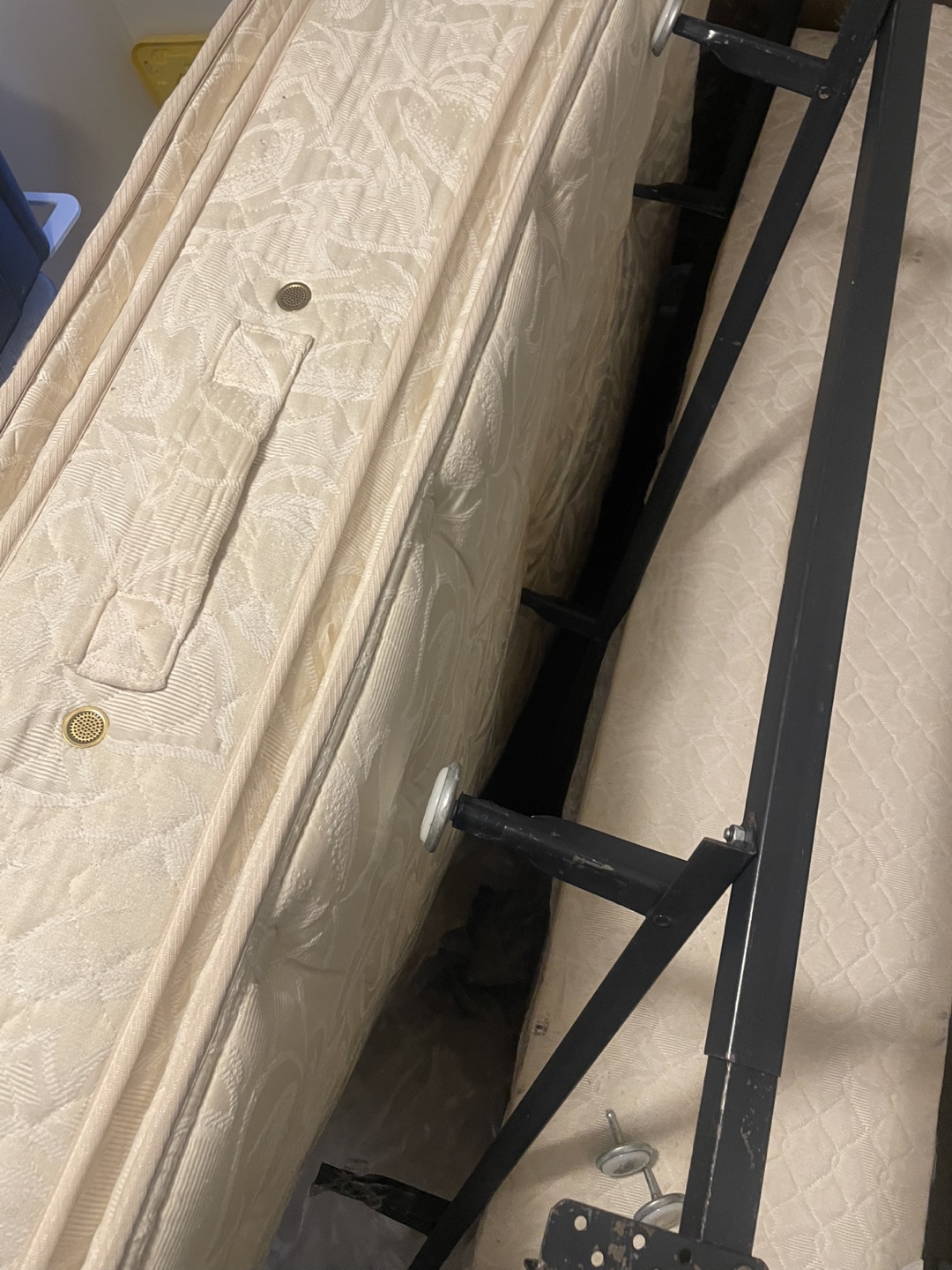 Used Queen Bed Set - photo 2