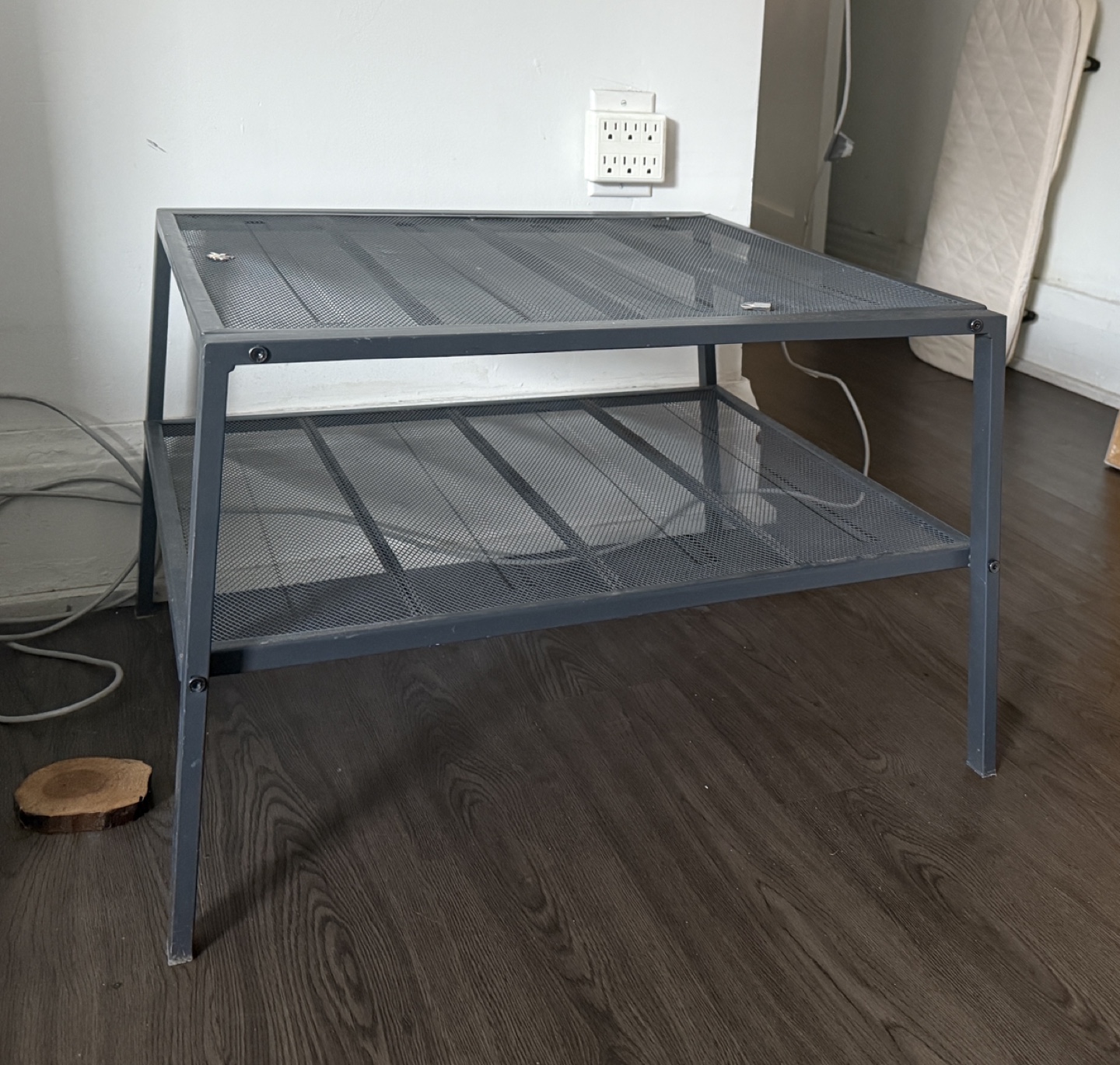 Two-Tier coffee table / Metal Storage Rack