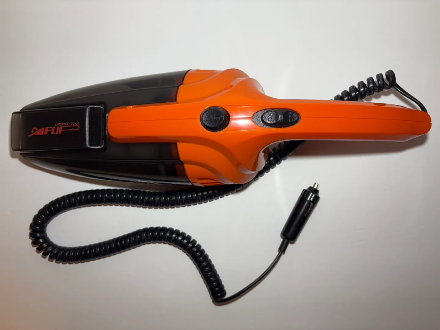 *Like new* Car Wet/ Dry Vacuum w/ Carry Bag and Reusable Filter image indicator(2)