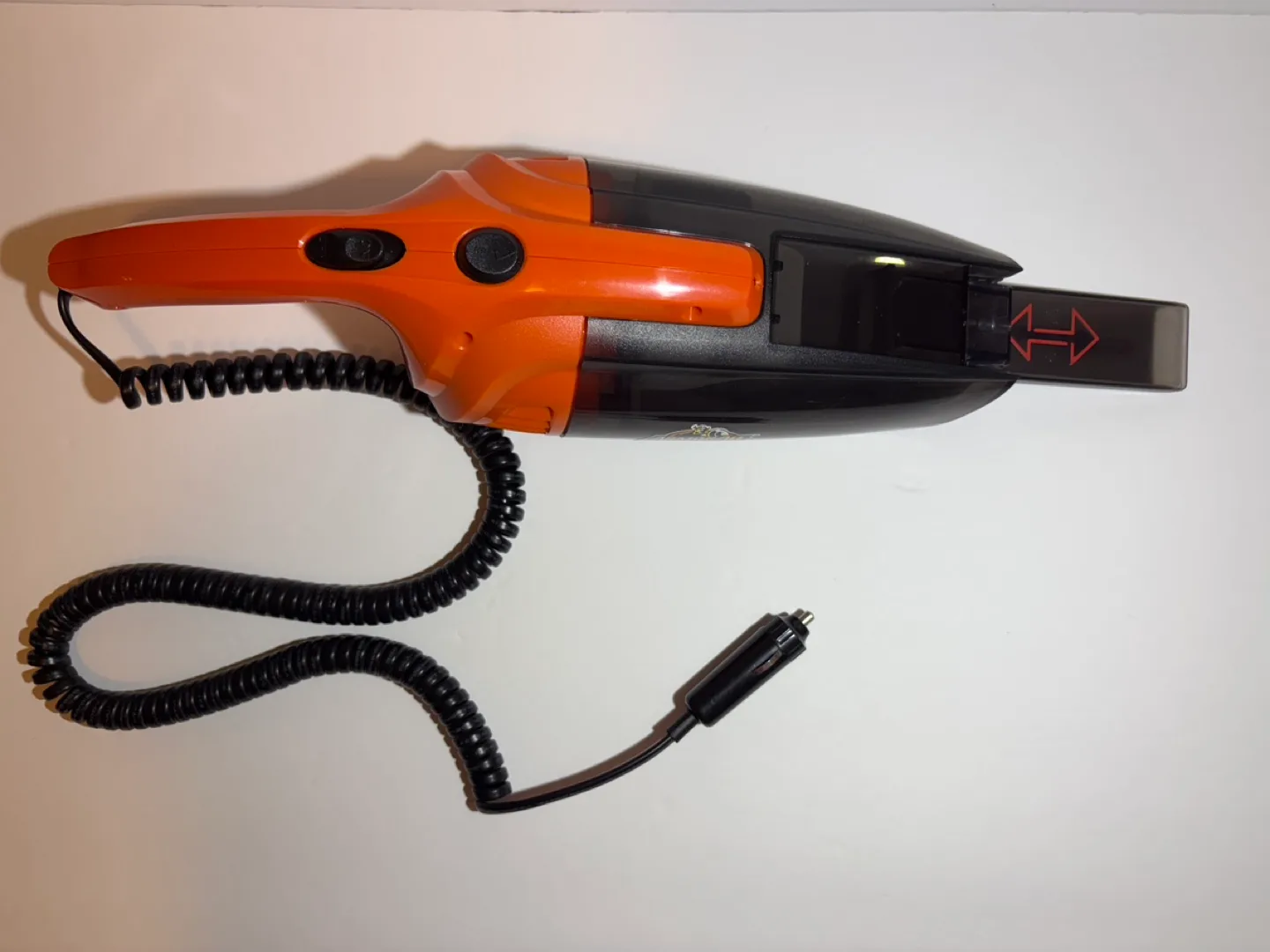 *Like new* Car Wet/ Dry Vacuum w/ Carry Bag and Reusable Filter image indicator(3)