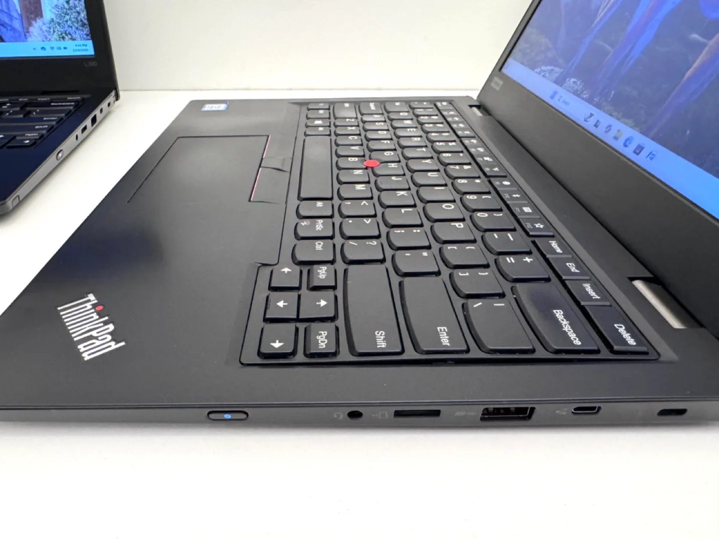 Lenovo ThinkPad L390 Laptop - 8GB RAM, 256GB SSD, Windows 11 Pro image indicator(6)