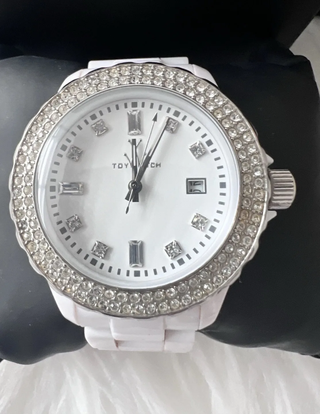 White Ceramic Toy Watch with Crystal Accents image indicator(3)