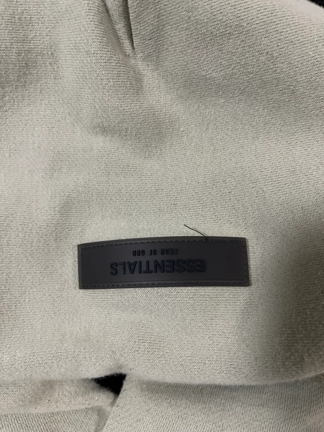 Essentials (Fear of God)  Hoodie image indicator(3)