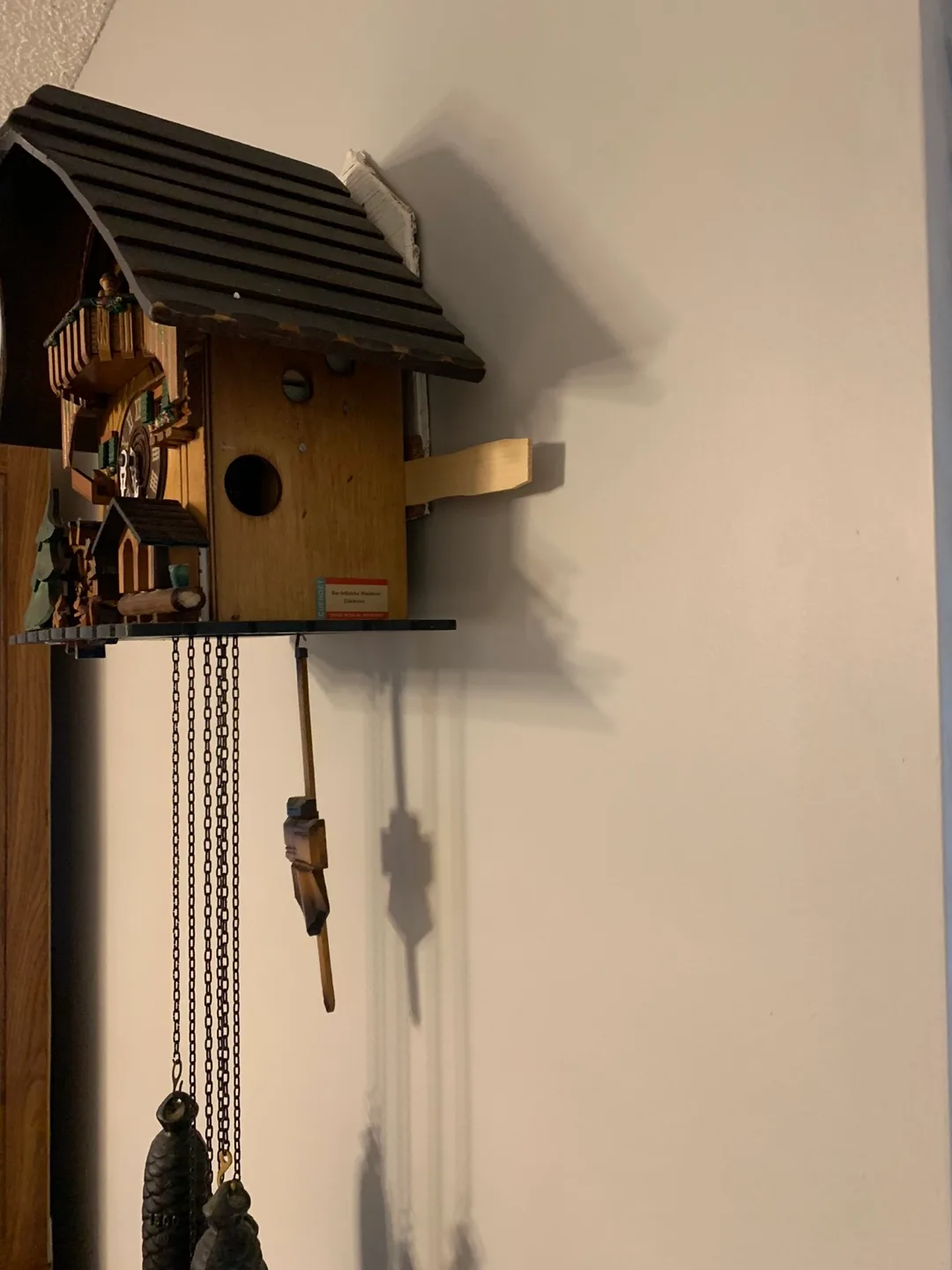 Vintage Cuckoo Clock - Edelweiss - Swiss Musical Movement image indicator(3)