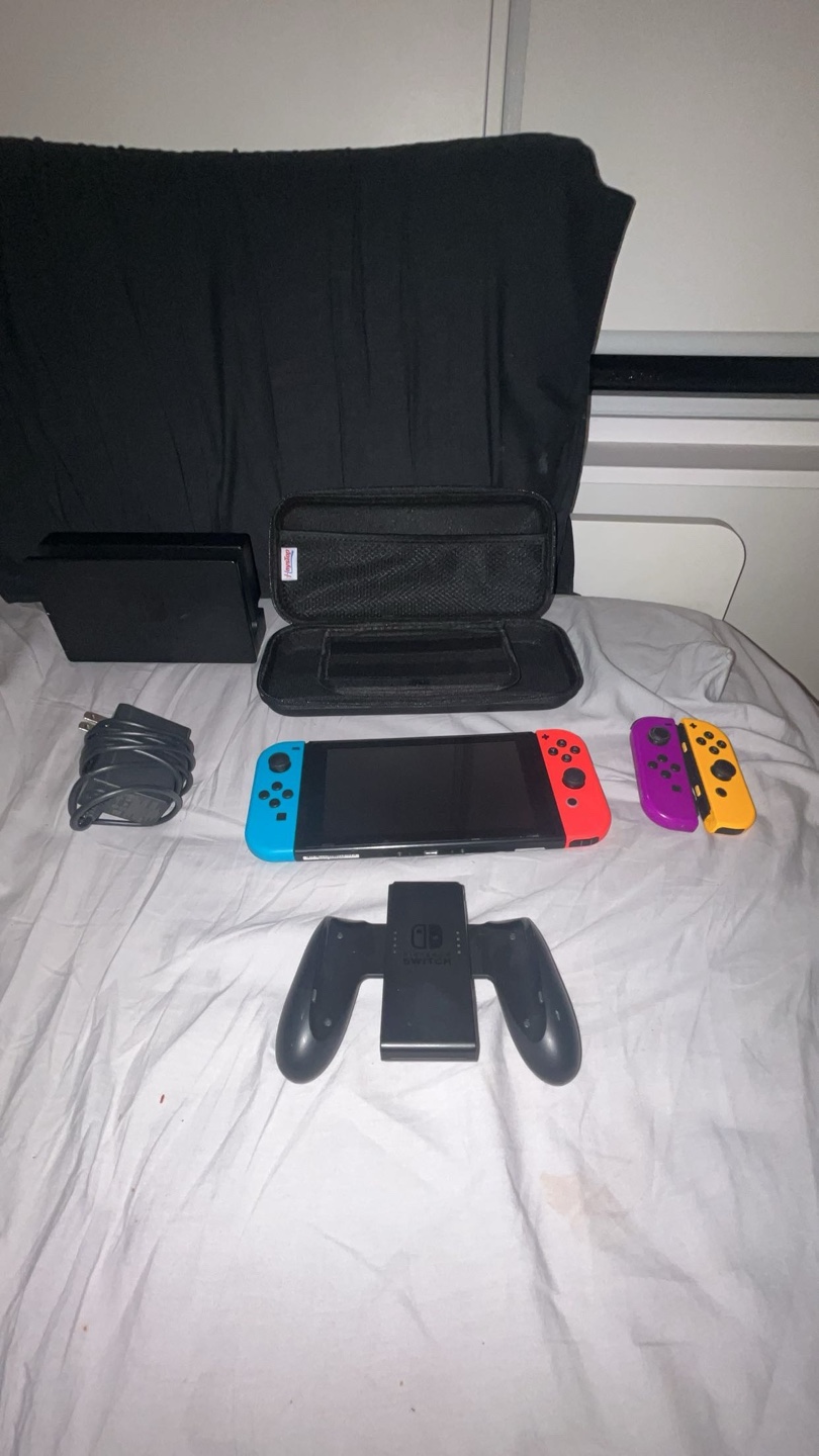 Nintendo Switch Bundle Set