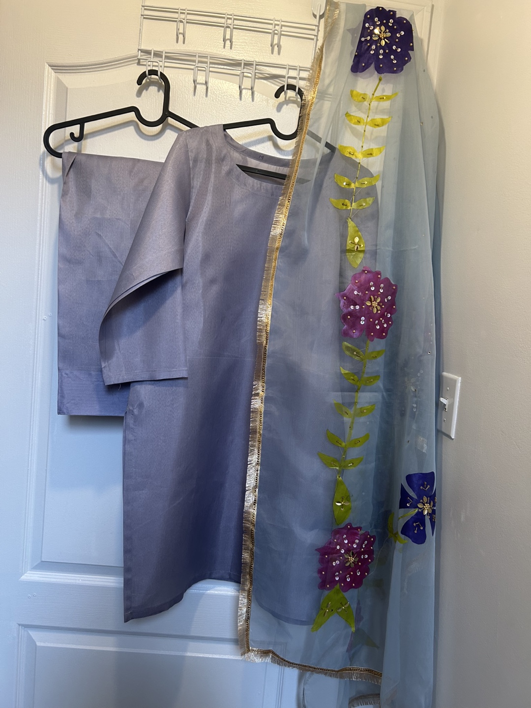 Gorgeous Lavender Three-Piece Silk Suit Set - photo 2