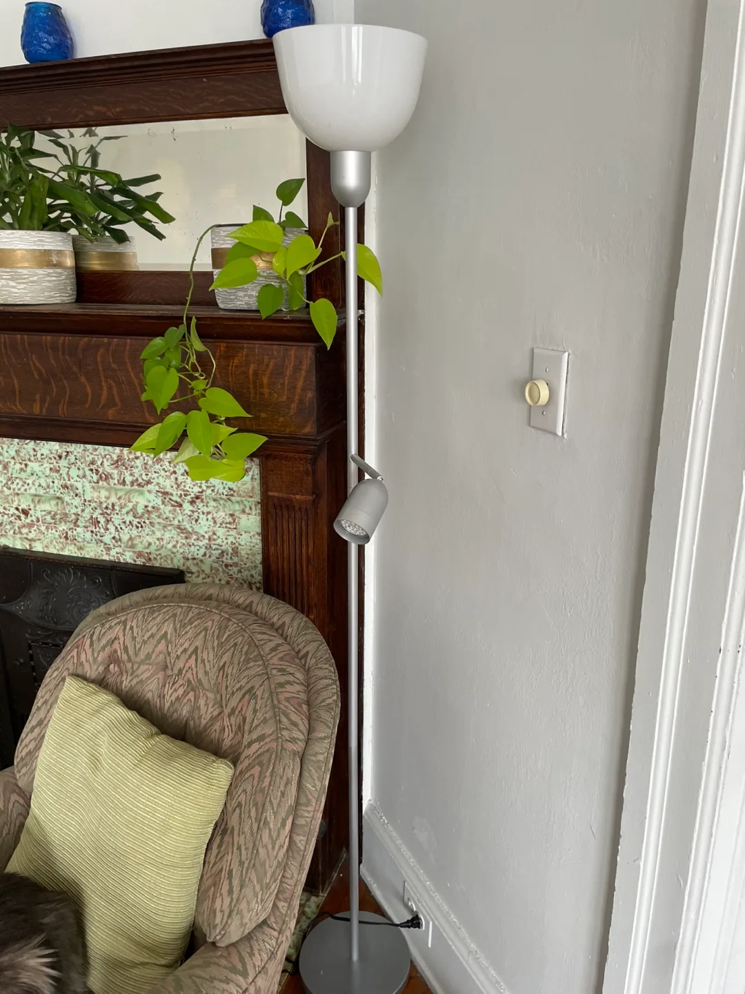 IKEA Floor Lamp - Silver/White image indicator(2)