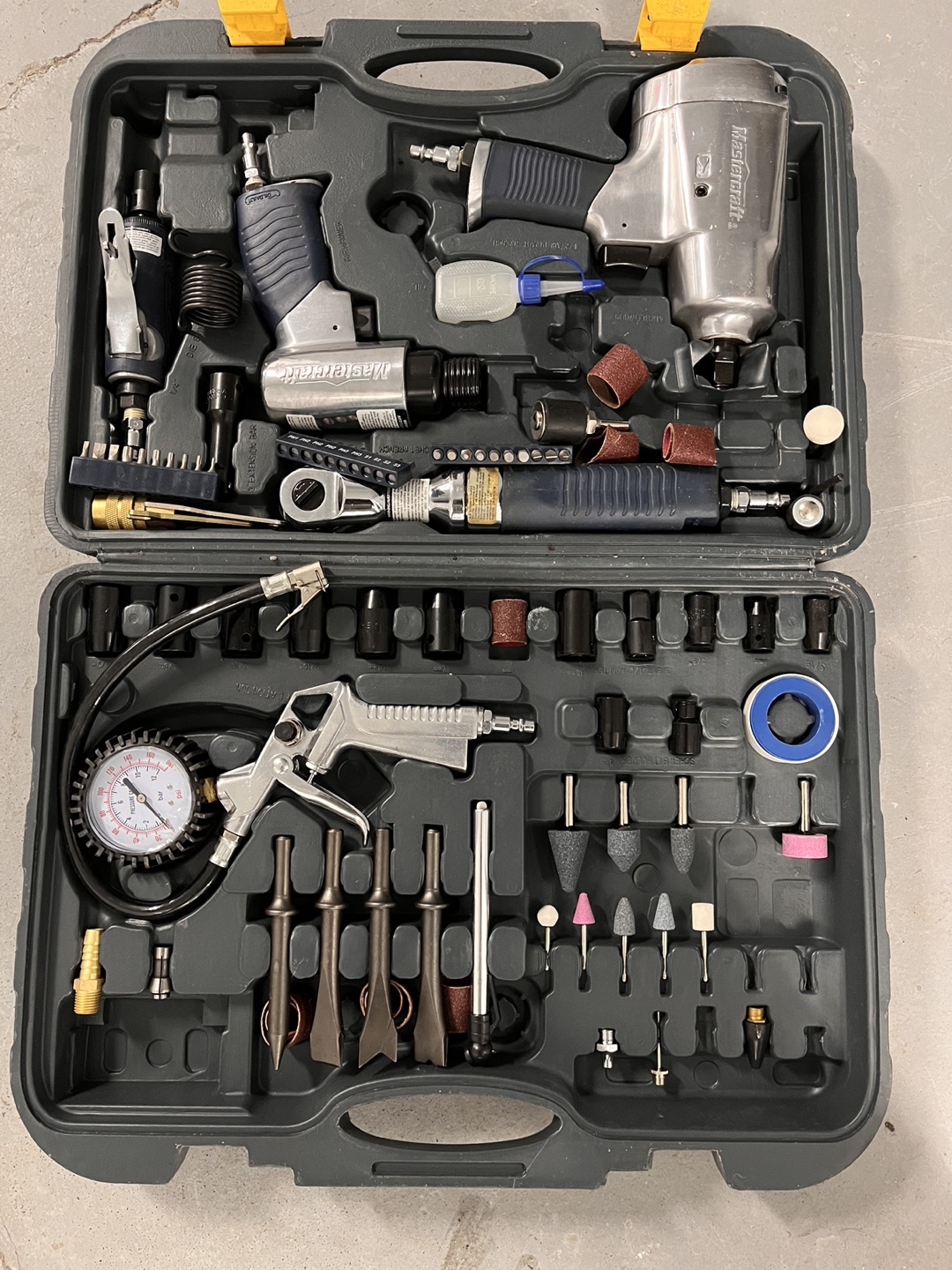 Mastercraft Pneumatic Tool Kit