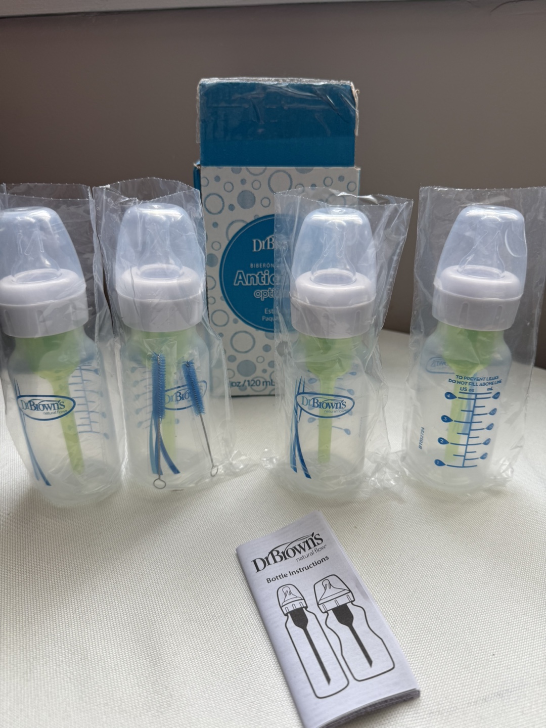 Dr Brown's Natural Flow Baby Bottles (4 pack) - New in Box - photo 2