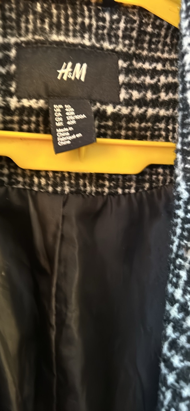H&M Black and White Checked Coat - photo 3