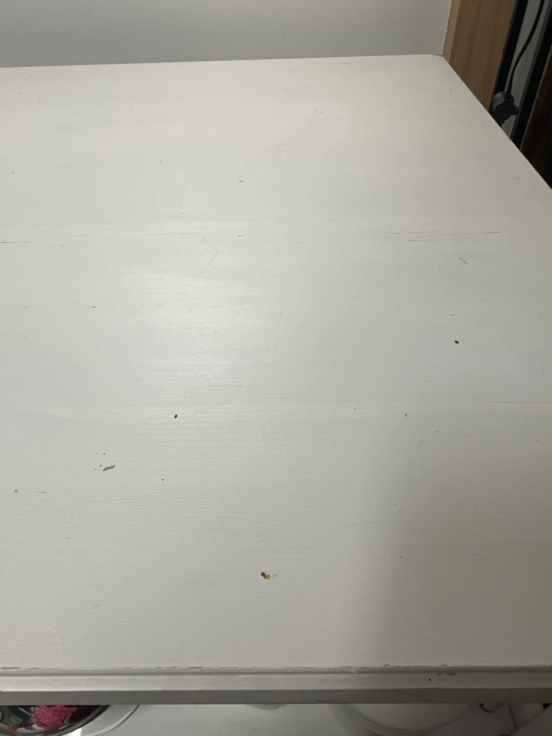 White Coffee Table with Shelf image indicator(3)