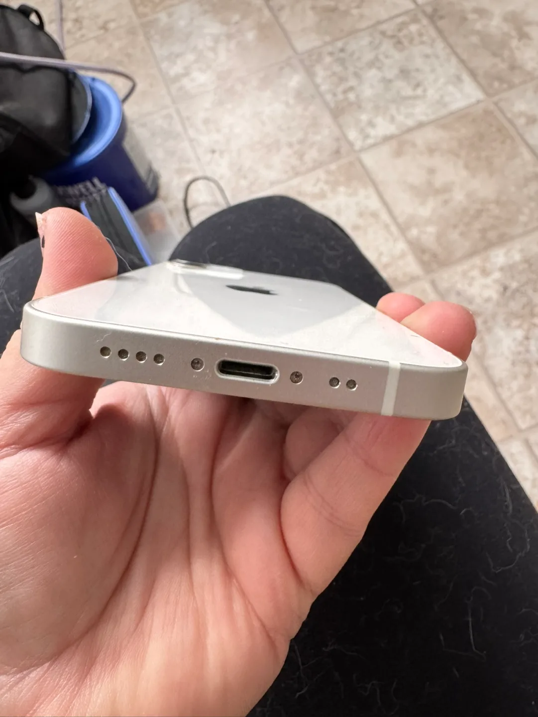 iPhone 12 mini White 64GB image indicator(3)