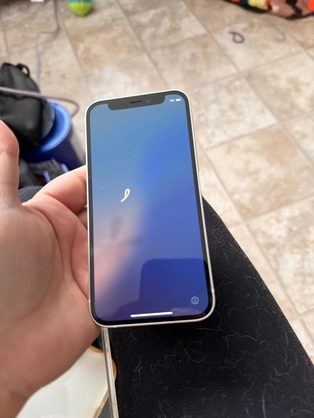 iPhone 12 mini White 64GB image indicator(5)