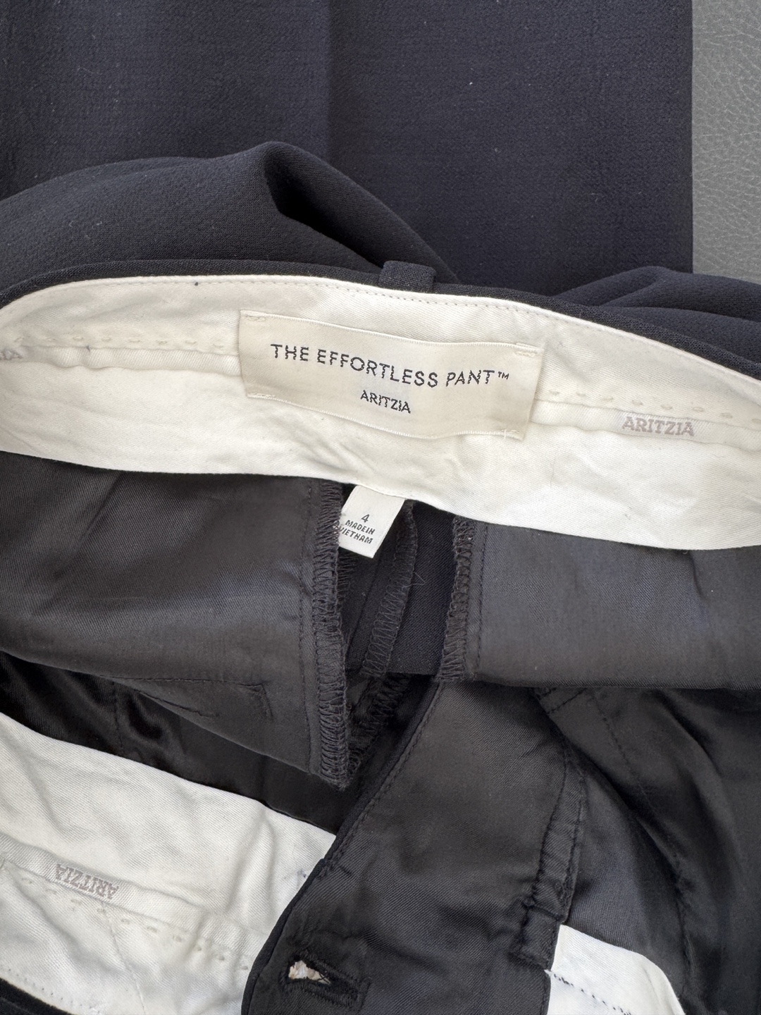 Aritzia The Effortless Pant - Black - Size 4 - photo 4