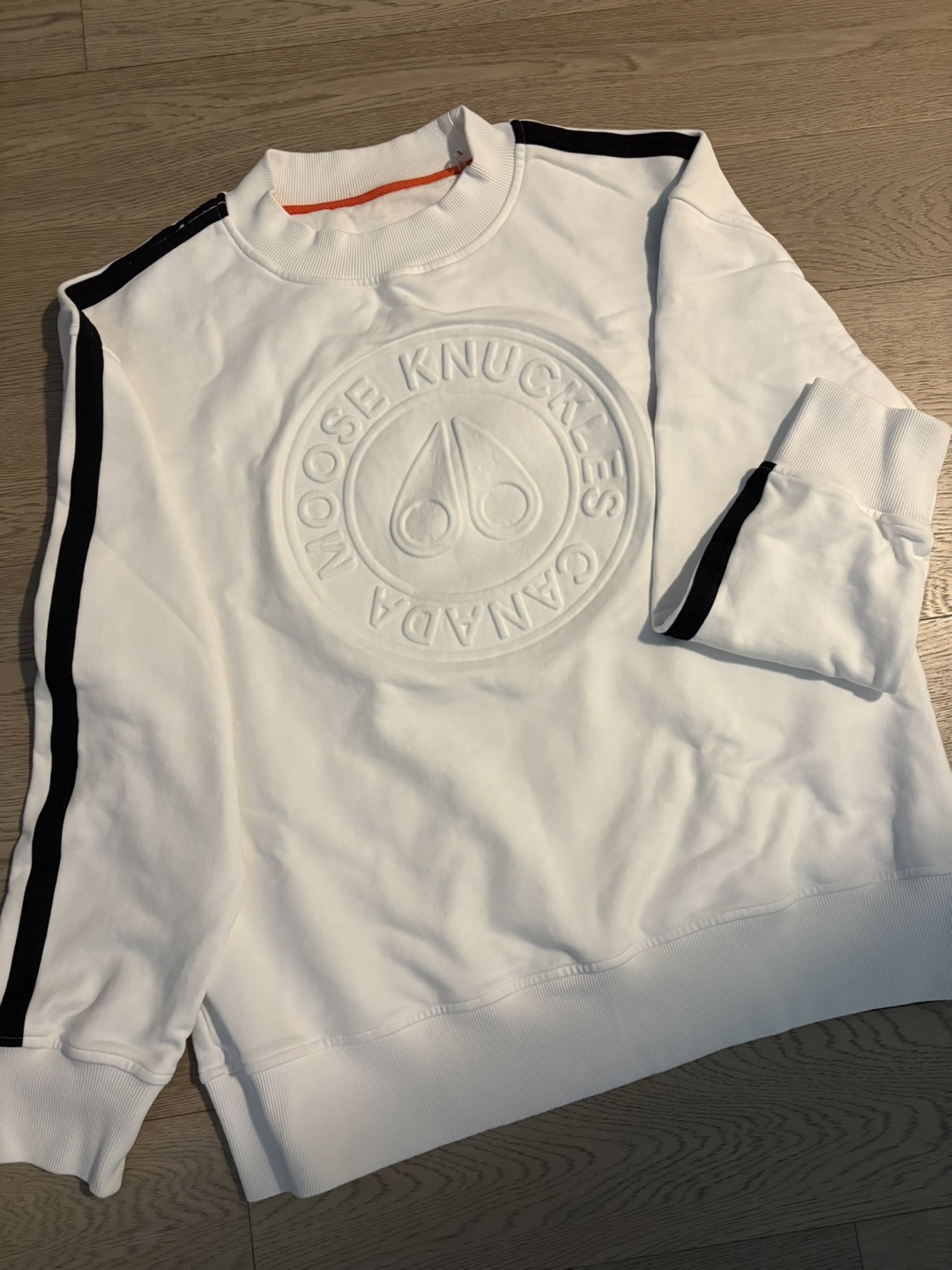 Moose Knuckles White Crewneck Sweatshirt - Size M/M