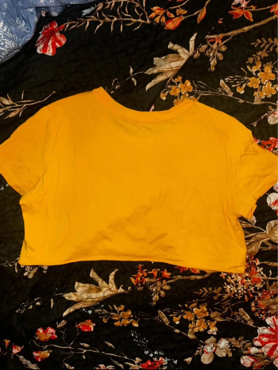 Forever 21 Yellow Crop Top image indicator(3)