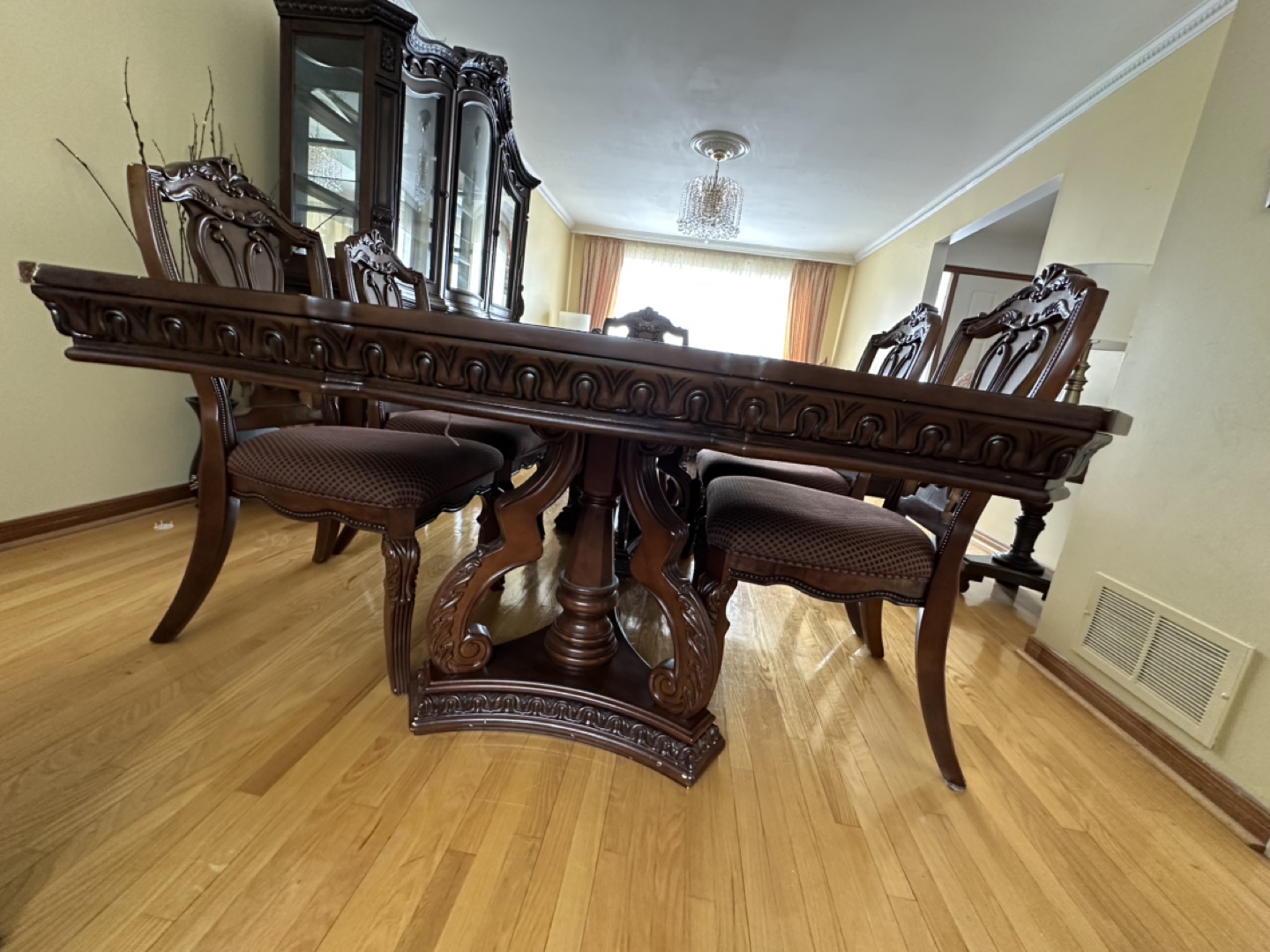 Dinner table and 6 chairs set (please send me your offer) - photo 3