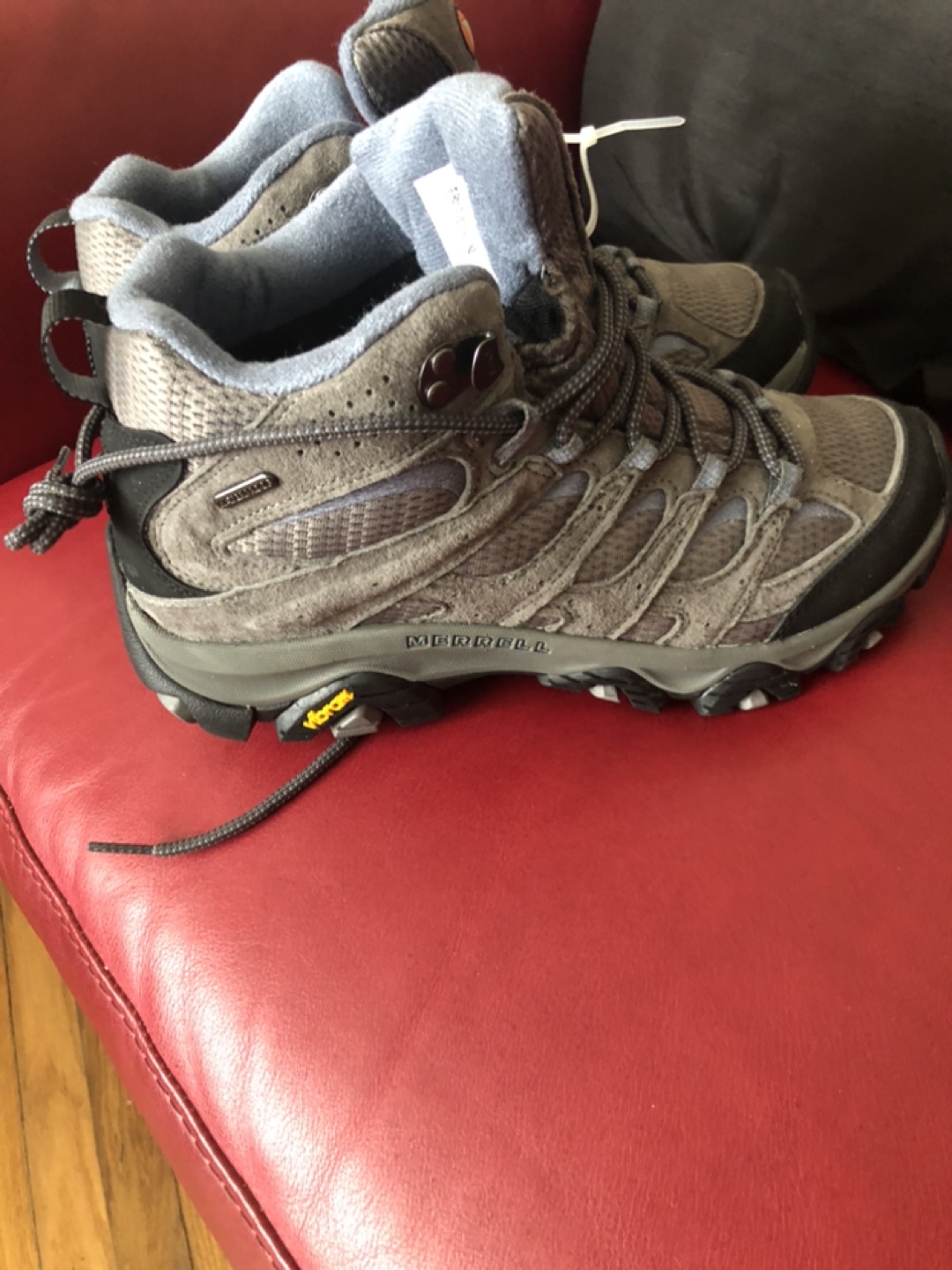 New Merrell Women's  Hiking Boots Size 9.5 - photo 2