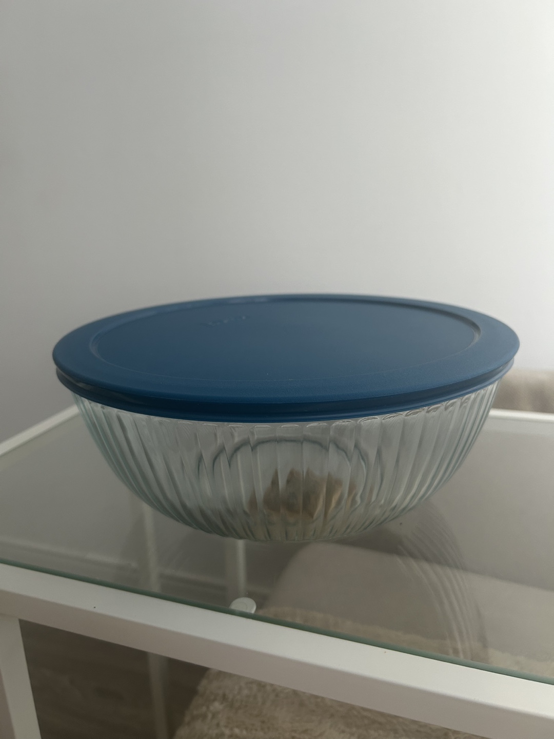 Pyrex Glass Mixing Bowl with Lid