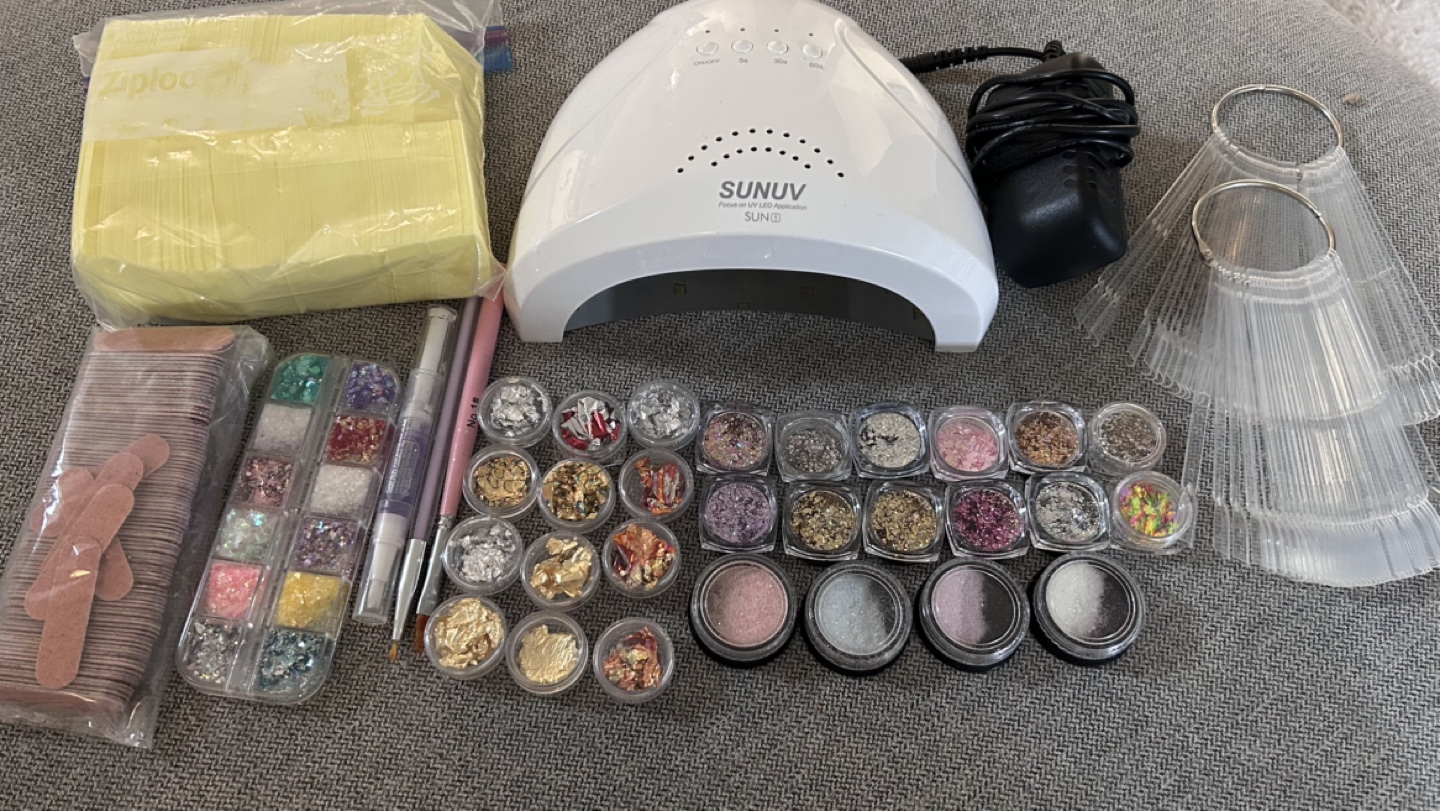 SUNUV Nail Lamp Kit with Glitter and Accessories