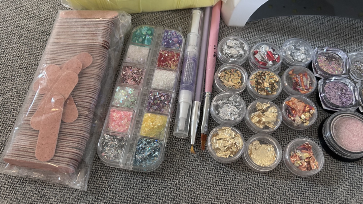 SUNUV Nail Lamp Kit with Glitter and Accessories - photo 4