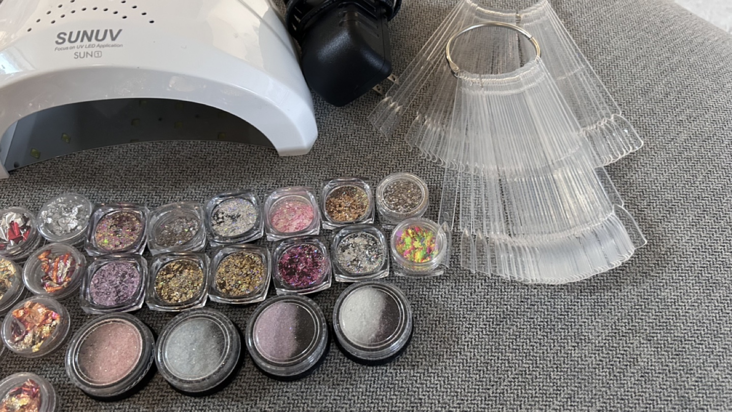 SUNUV Nail Lamp Kit with Glitter and Accessories - photo 5