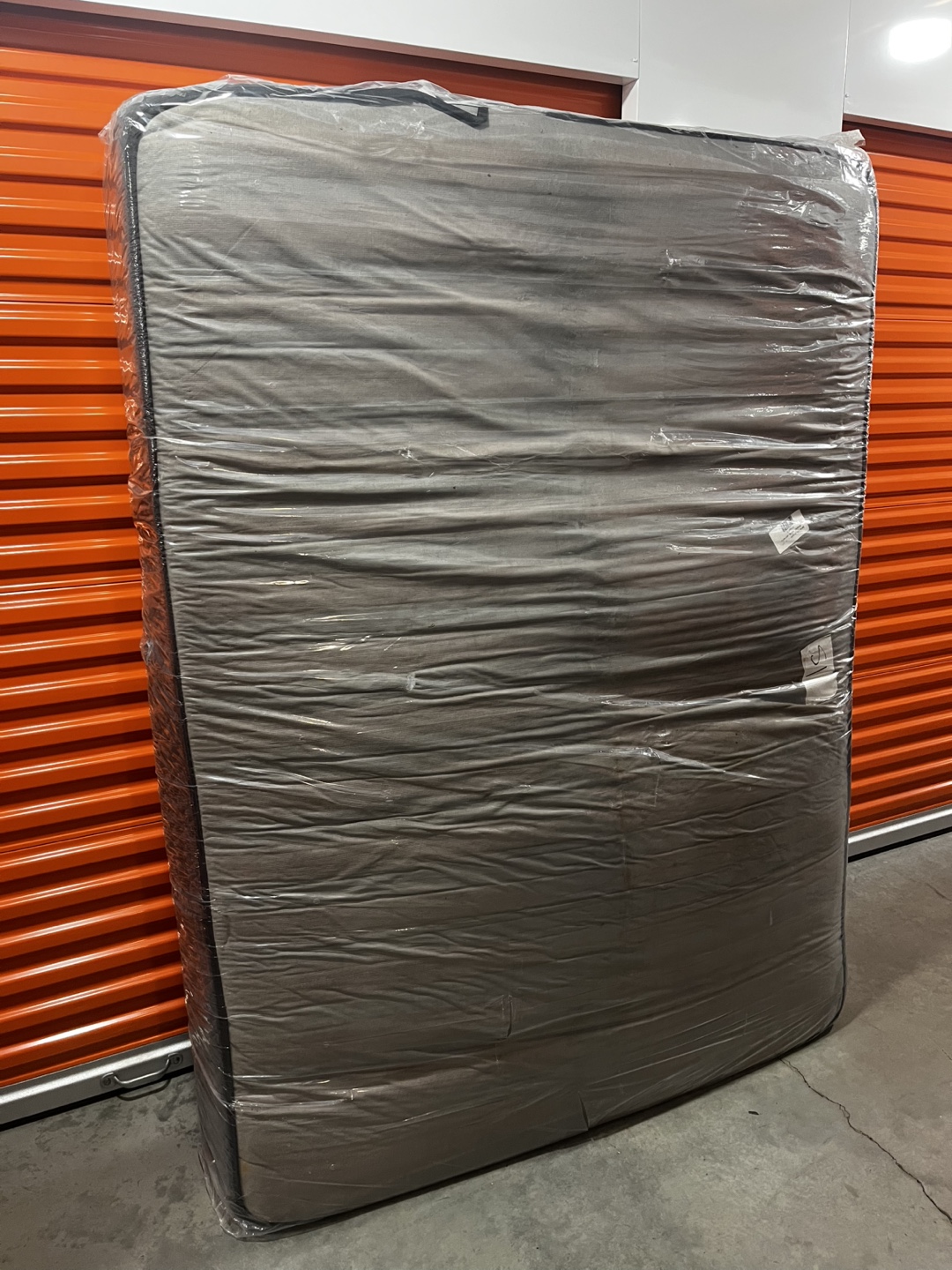 Sealy Posturepedic ProBack Queen Mattress - photo 2