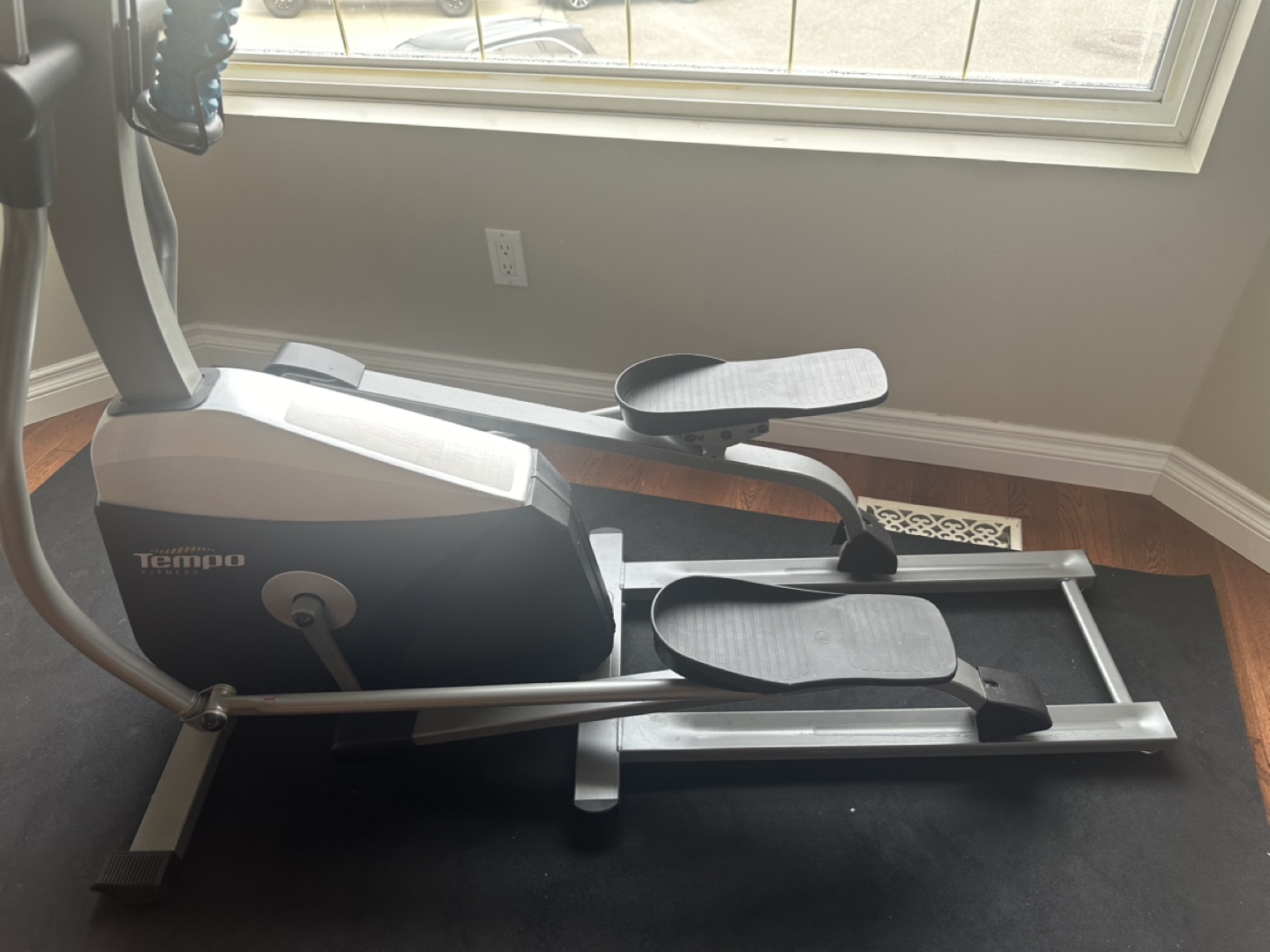 Tempo Elliptical elliptical Trainer - photo 2