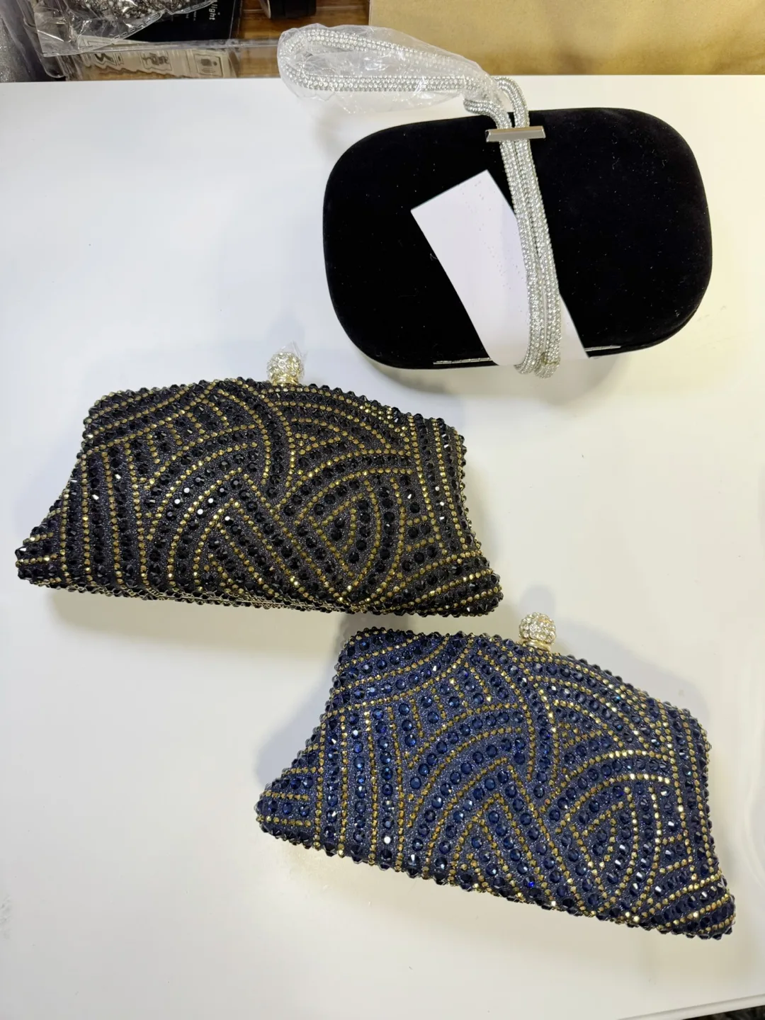 Gorgeous Collection of Beaded Evening Clutches image indicator(3)