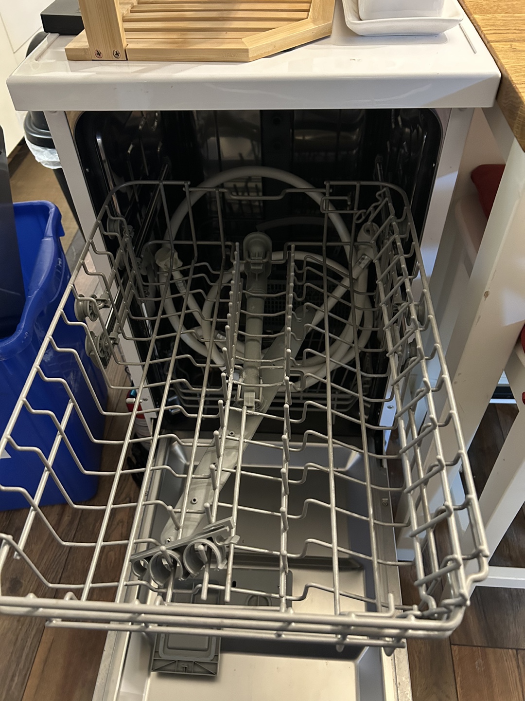 Danby Dishwasher - White - Excellent Condition - photo 2