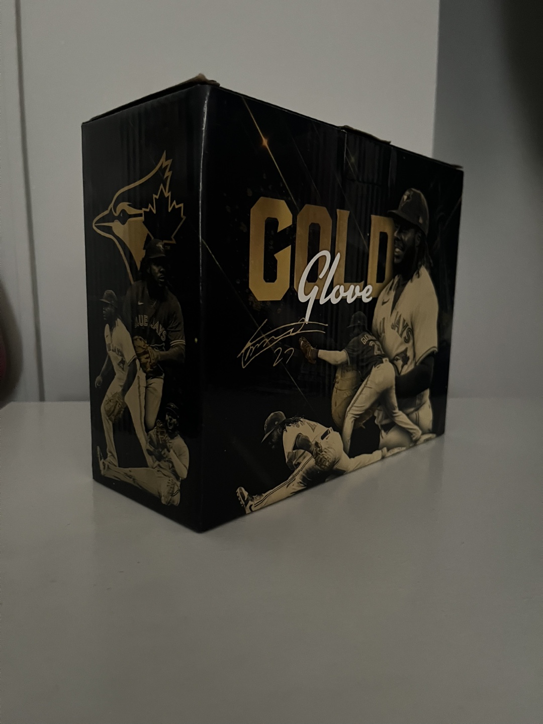 Vladimir Guerrero Jr. Gold Glove Bobblehead - photo 2