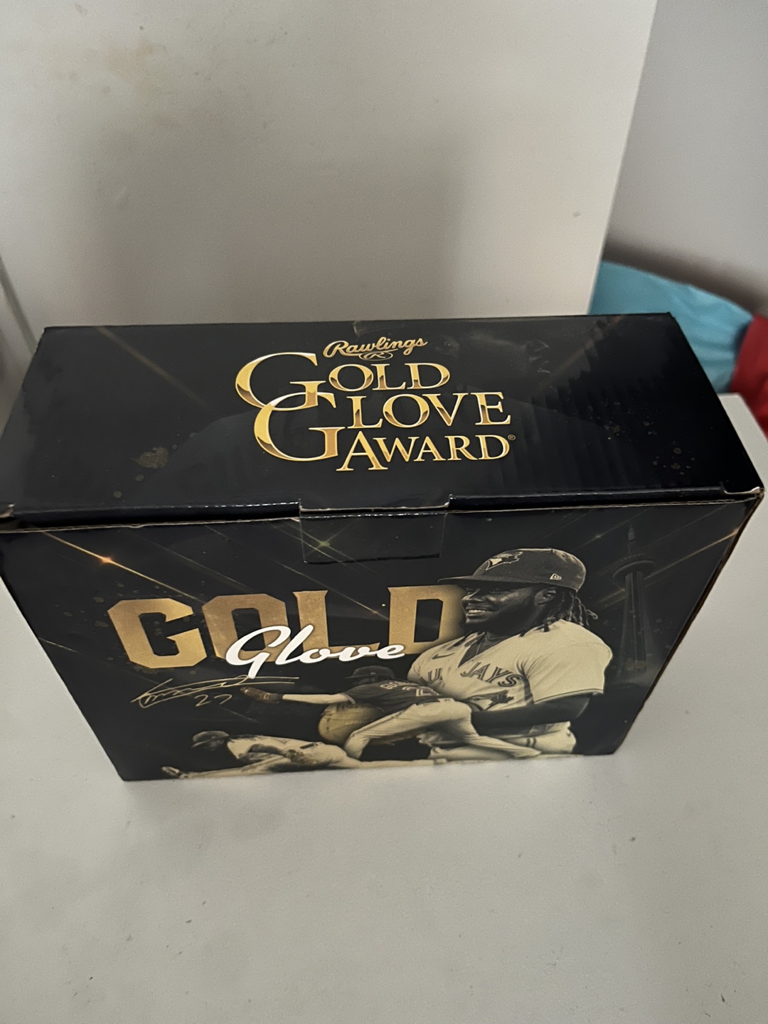 Vladimir Guerrero Jr. Gold Glove Bobblehead - photo 3