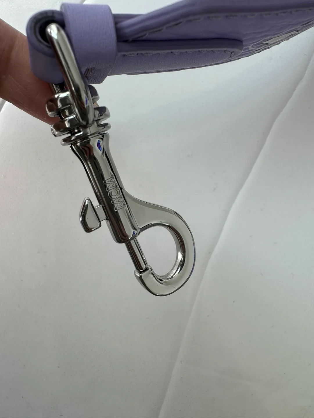 MCM Lavender Purple Leather Shoulder Strap image indicator(5)