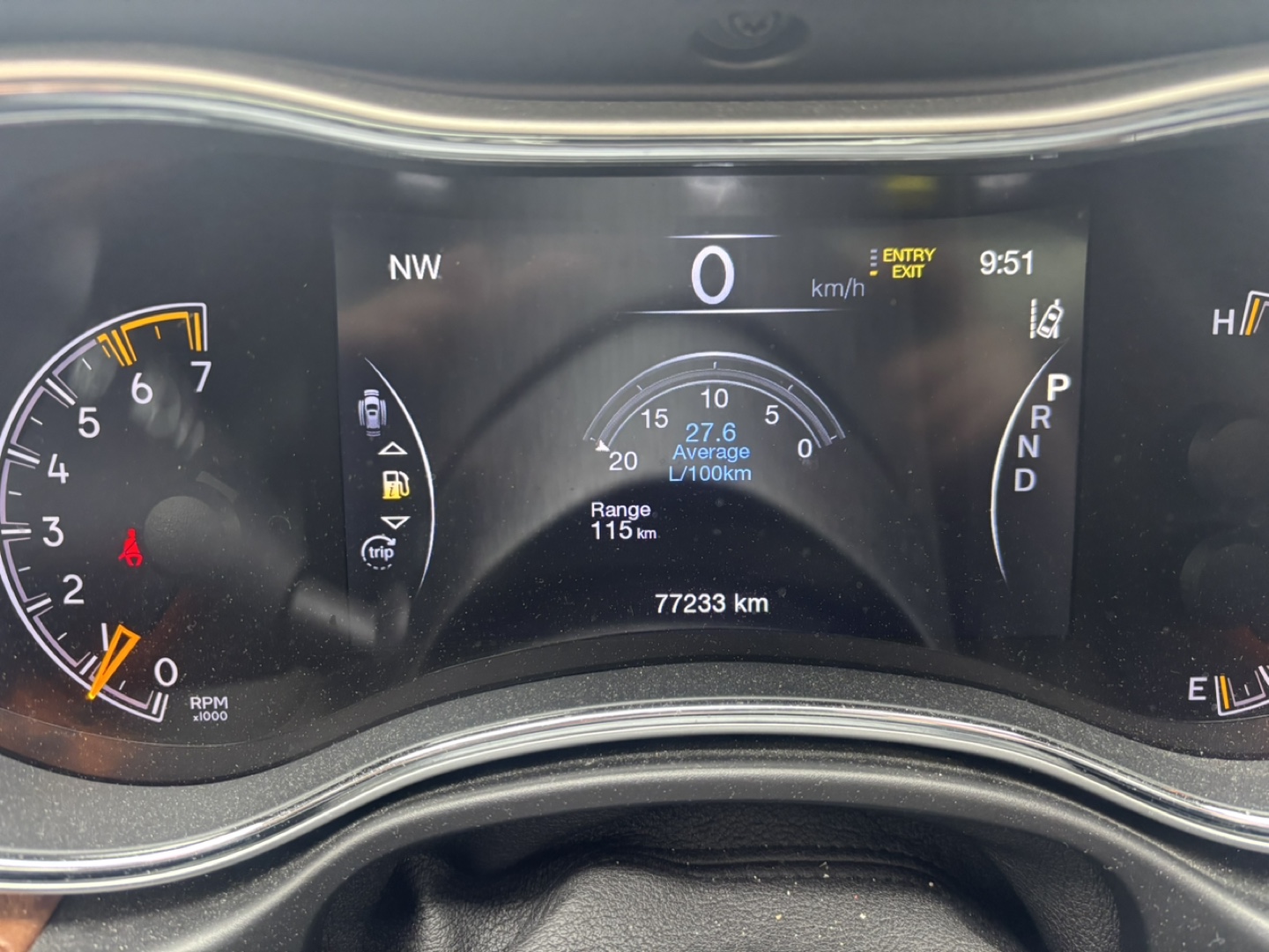 2019 Jeep Grand Cherokee Summit - Gently Used - photo 4