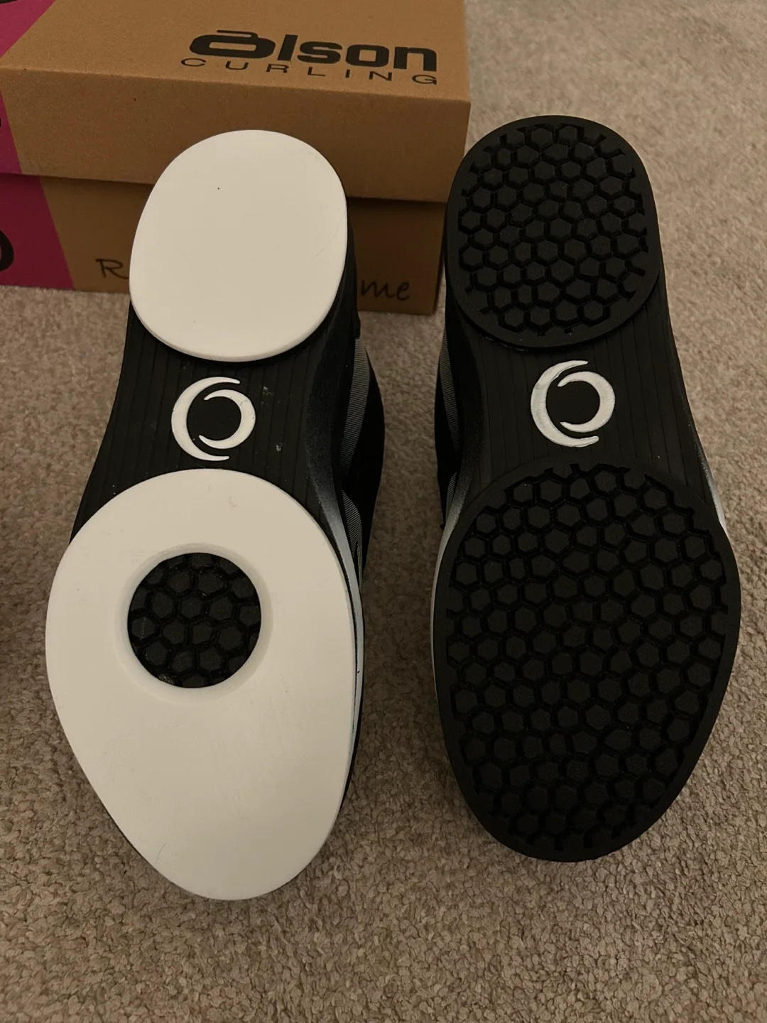 Olson Curling Shoes - worn 4 times image indicator(8)