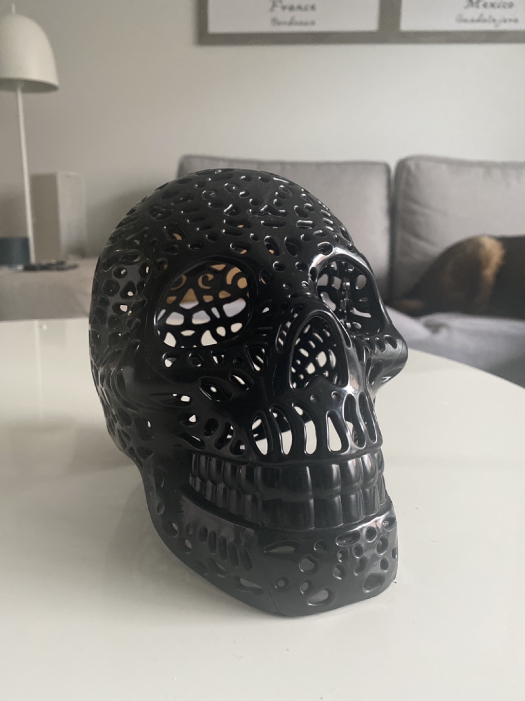 Black Lacquered Skull Decor