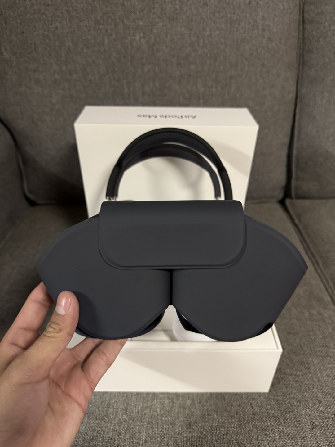 AirPods Pro Max 2 Headphones - Midnight Black (USB-C) - photo 5