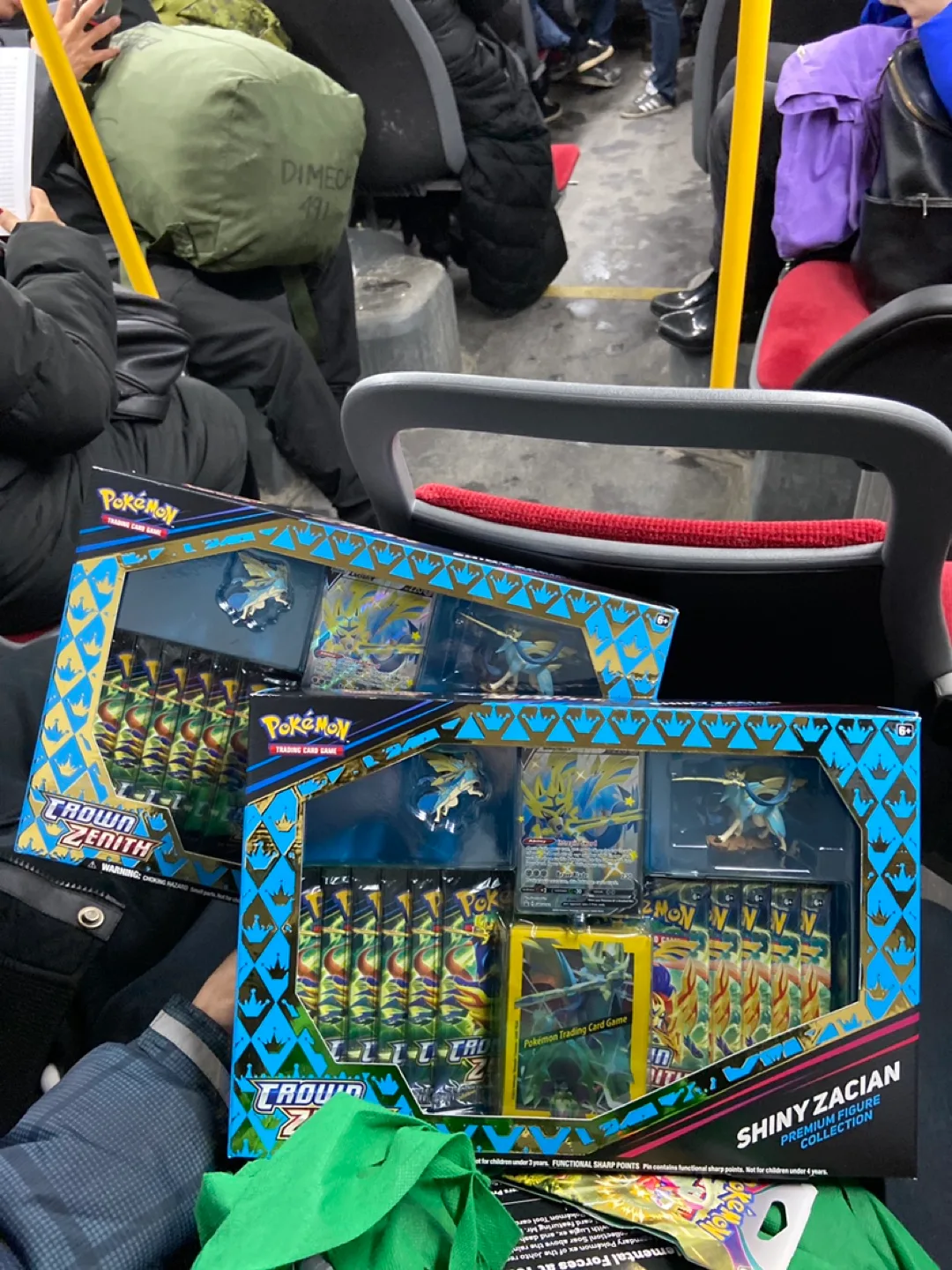 Pokemon MEGA BUNDLE - Crown Zenith, fusion strike, etc… image indicator(2)