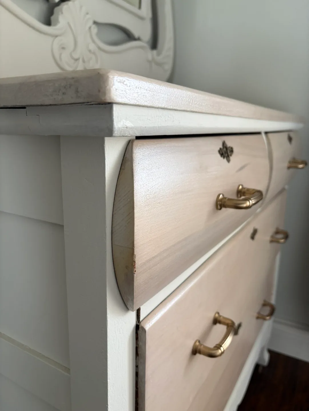 Antique dresser image indicator(2)