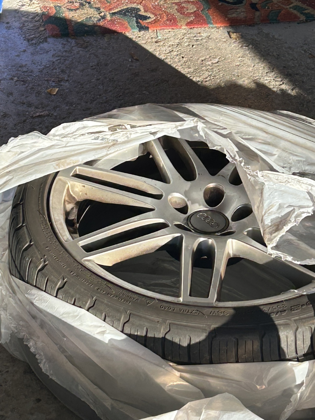 Set of 4 Audi 19” Rims with all season tires - photo 2