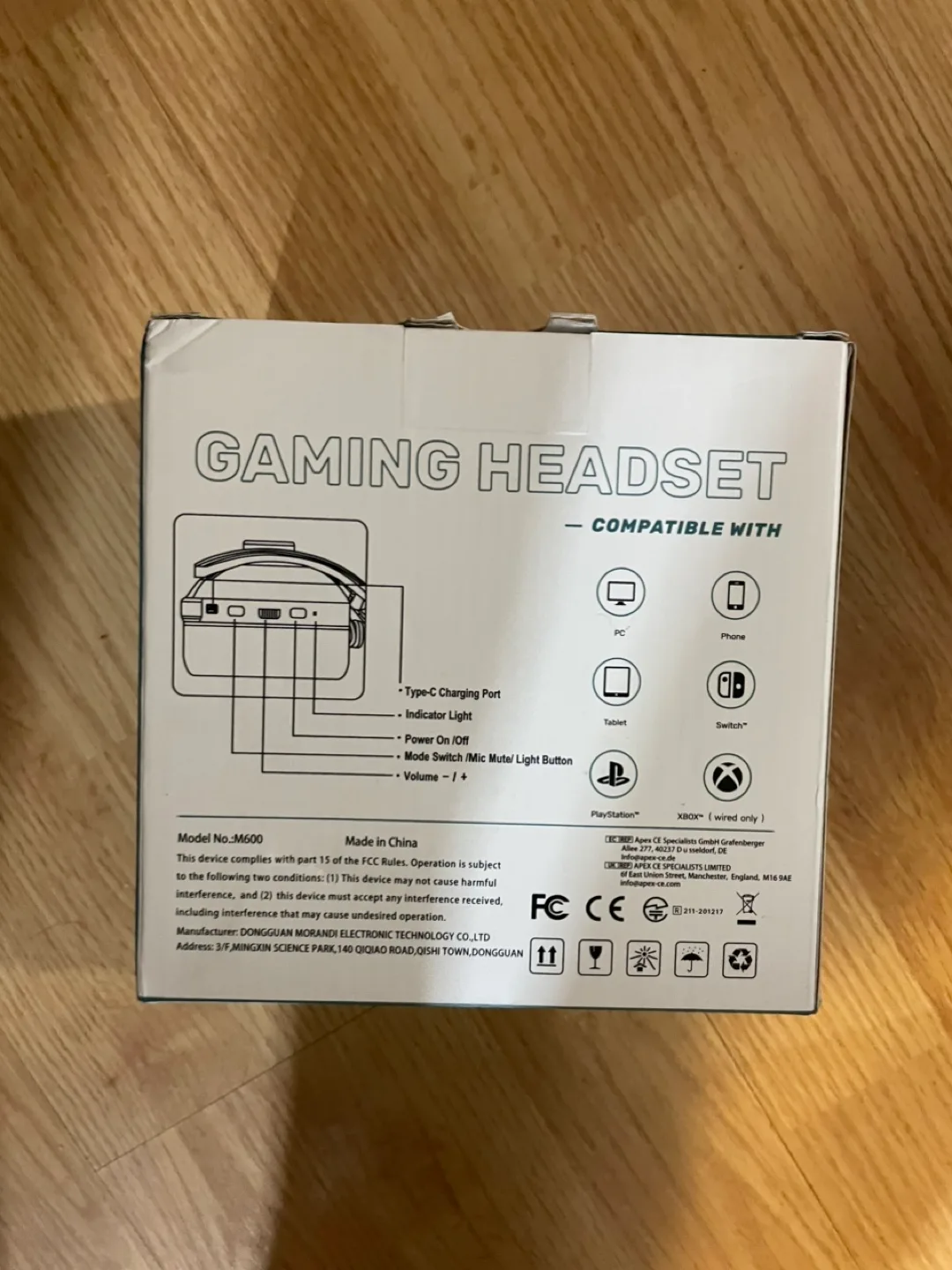 2x NEW Morandi M600 Gaming Headsets - Black & Blue image indicator(2)