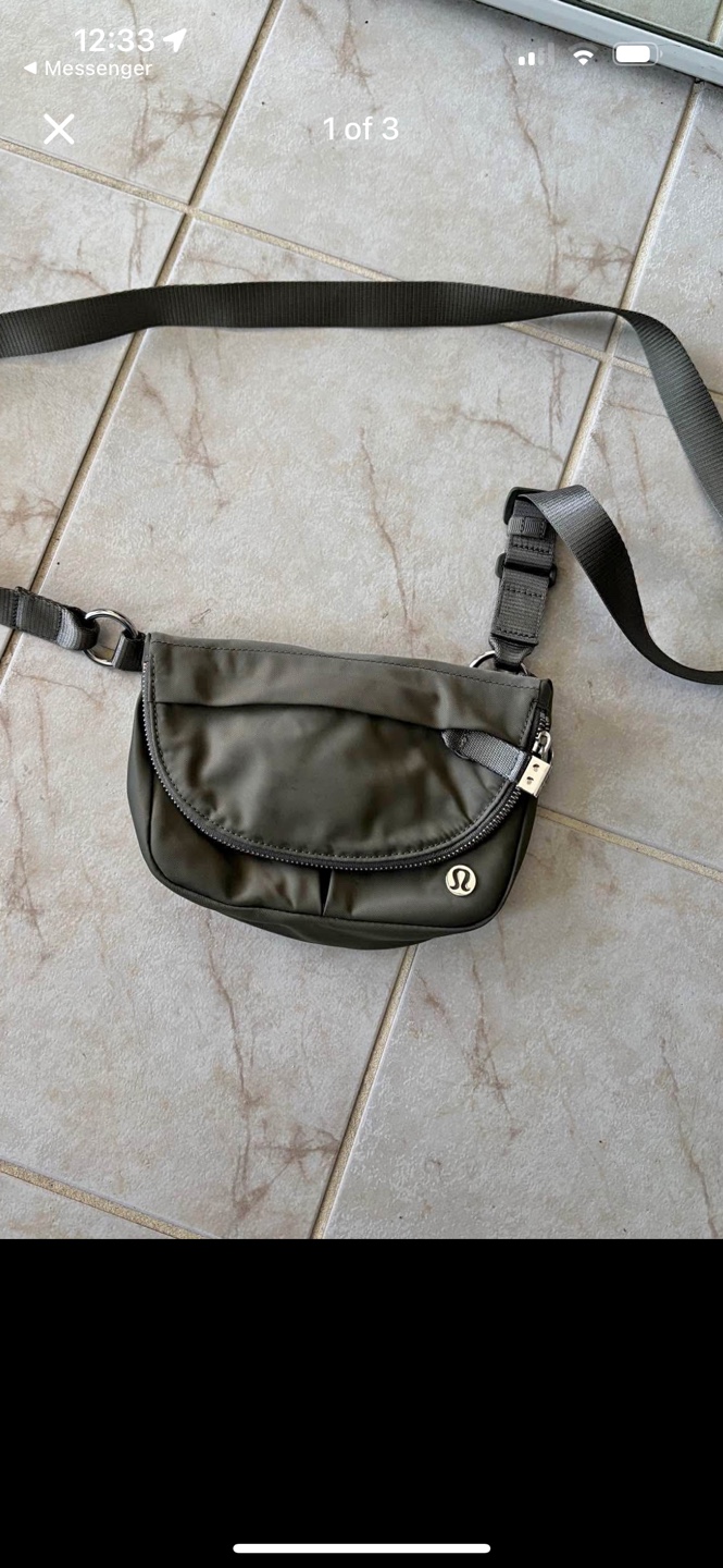 Lululemon All Night Festival Bag Micro 2L -Olive