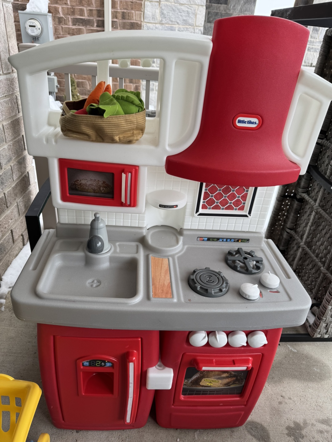 Little Tikes Kitchen Playset with Accessories