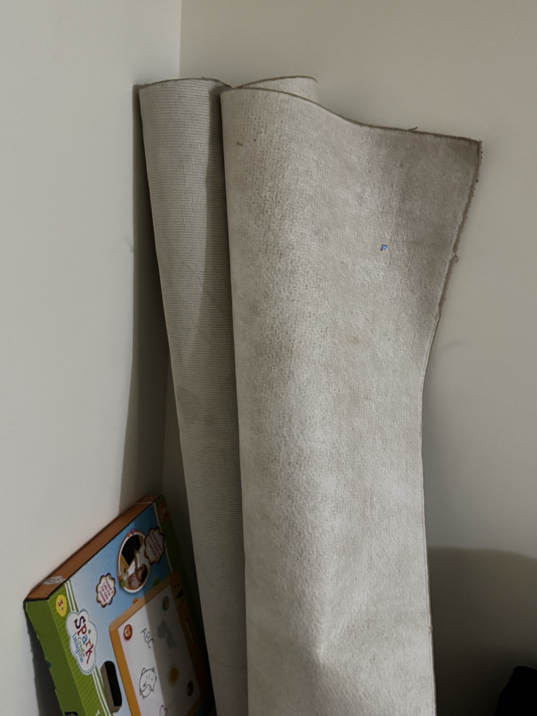 Two Rolled-Up 5x7 Carpets – Beige - photo 2